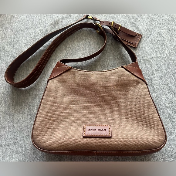 Cole‎ Haan Brown and Tan Shoulder Bag Luggage Tag Lightweight Business Casual - Picture 1 of 16